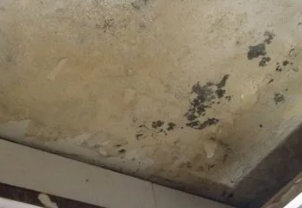 南通市阳台漏水维修公司分享下南通市卫生间渗水维修需要注意哪些问题。